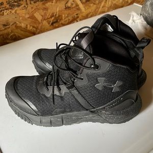 women’s under armour tactical boots size 7.5 worn once